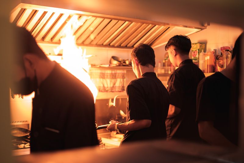 Starbird chicken restaurant bar and ordering counter